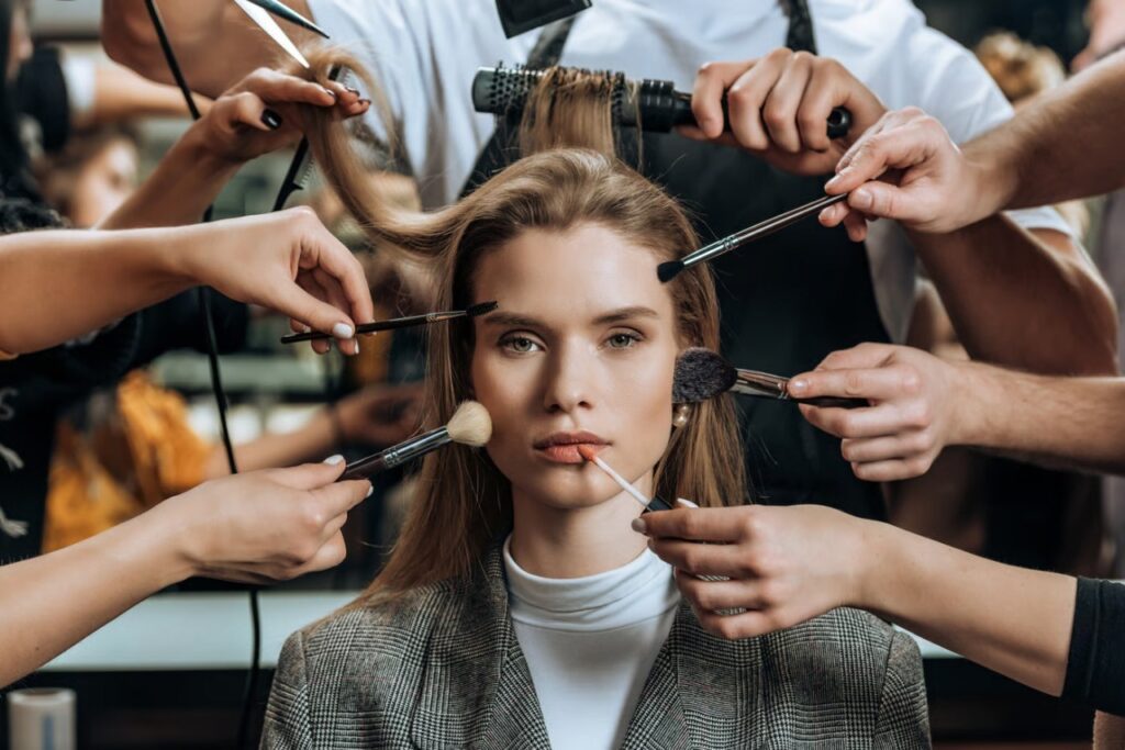Student practising lash extensions at Passion Beauty Academy – Mississauga campus | Passion Beauty Academy Student practising lash extensions at Passion Beauty Academy – Mississauga campus